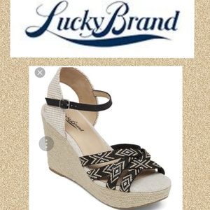LIKE NEW Lucky Brand Wedges